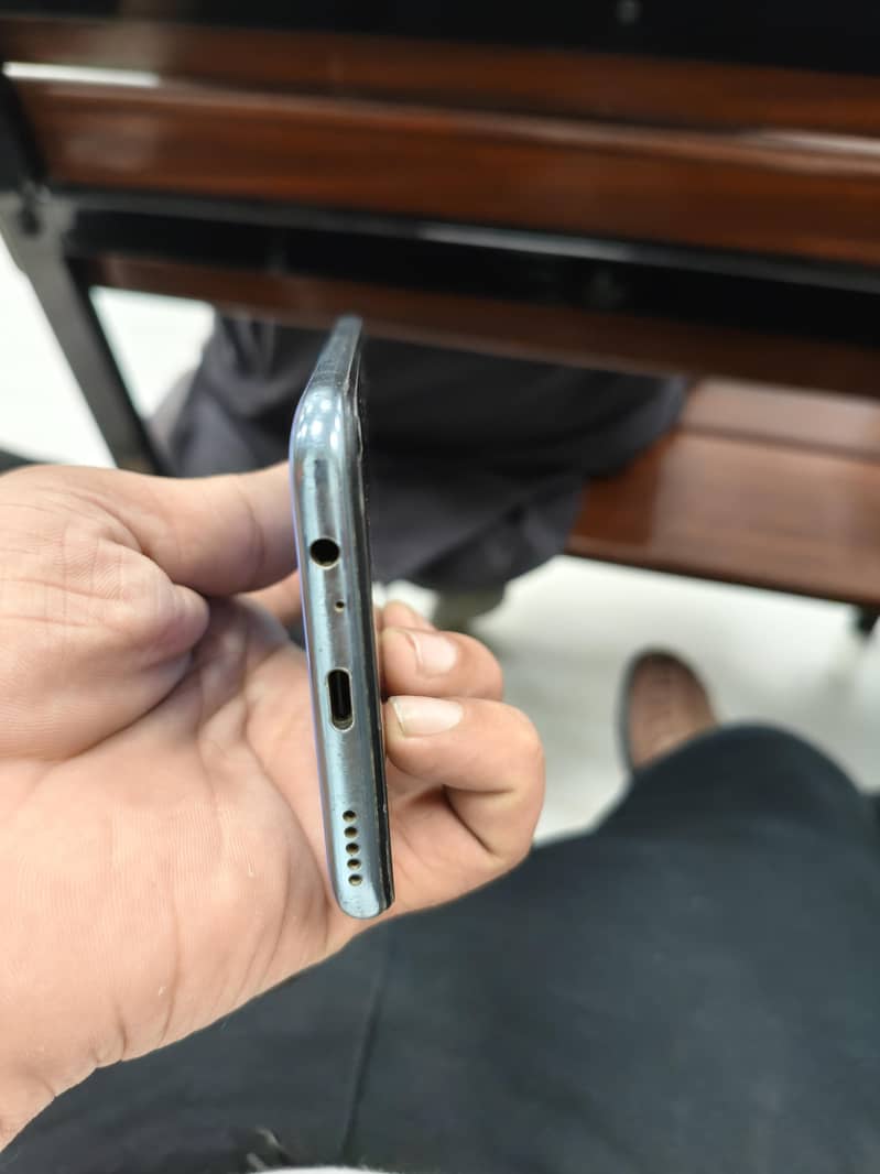 Huawei Y9 4