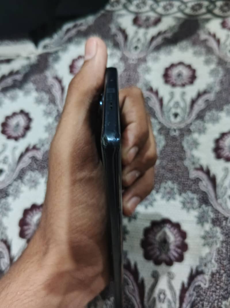 Apple iPhone 12 Pro 2
