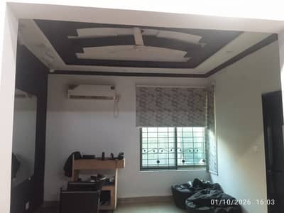 5 marla Outstanding double storey House For Sale in johar Town near EMPORIUM MALL Prime Location