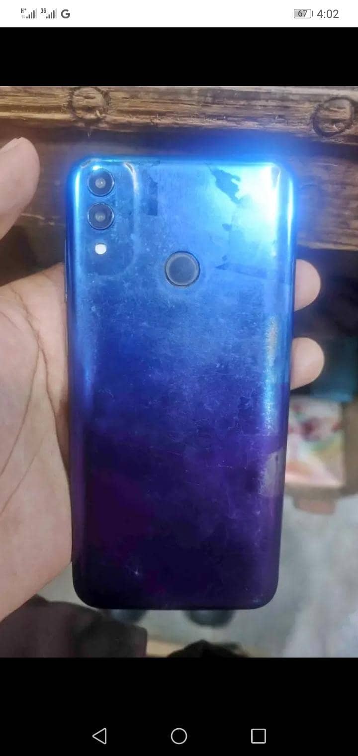 Honor 8C 3