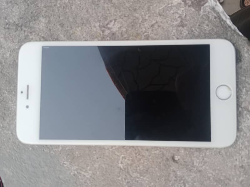 Apple iPhone 6S Plus 2