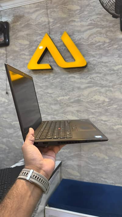 LENOVO THINKPAD T14 GEN 1 | CORE i5 10TH GEN | 8GB RAM | 256GB NVMe