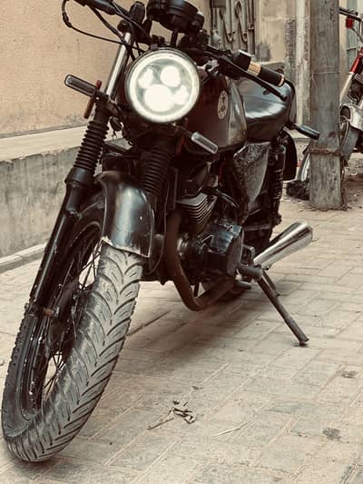 125 X 200 Cafe Racer