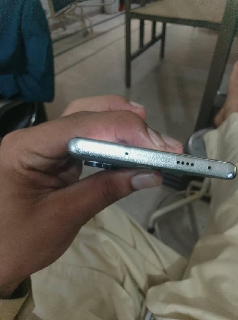 Tecno CAMON 40 Pro 3