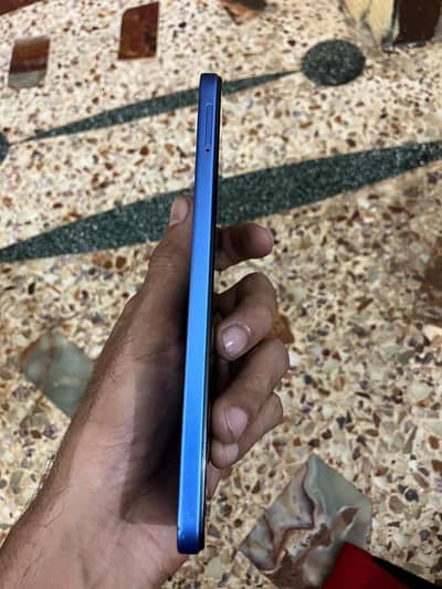 Infinix hot 60 i  6/128
