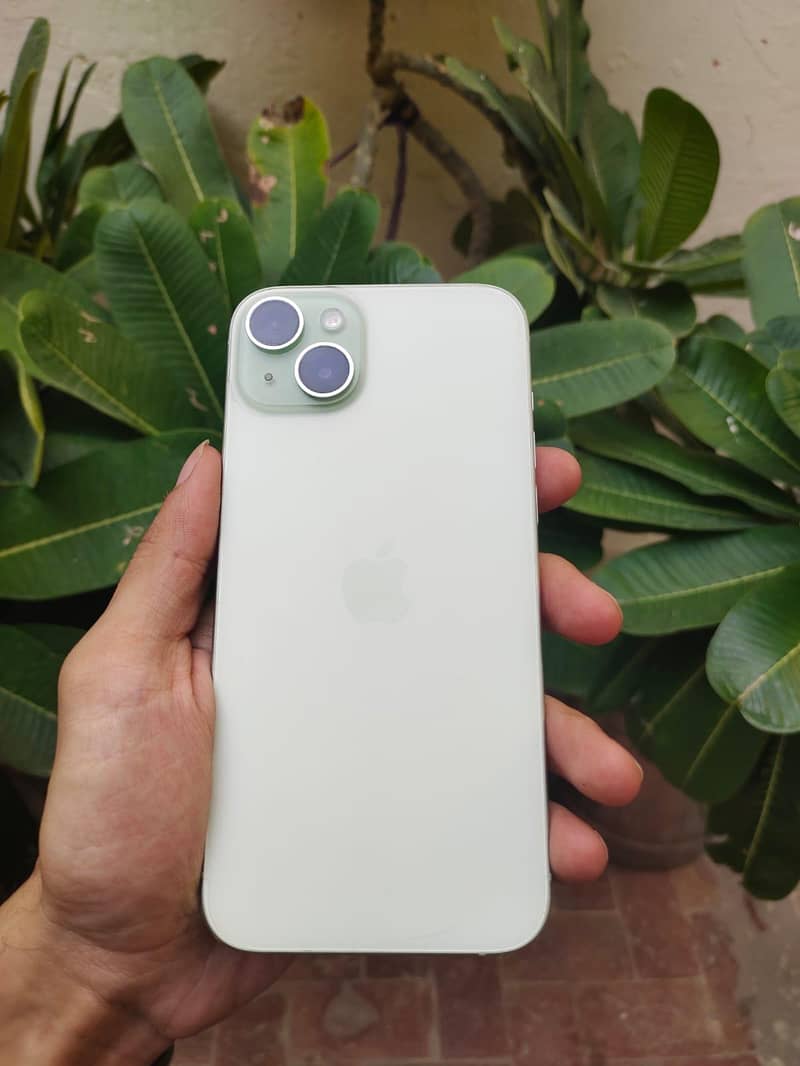 Apple iPhone 15 plus 0