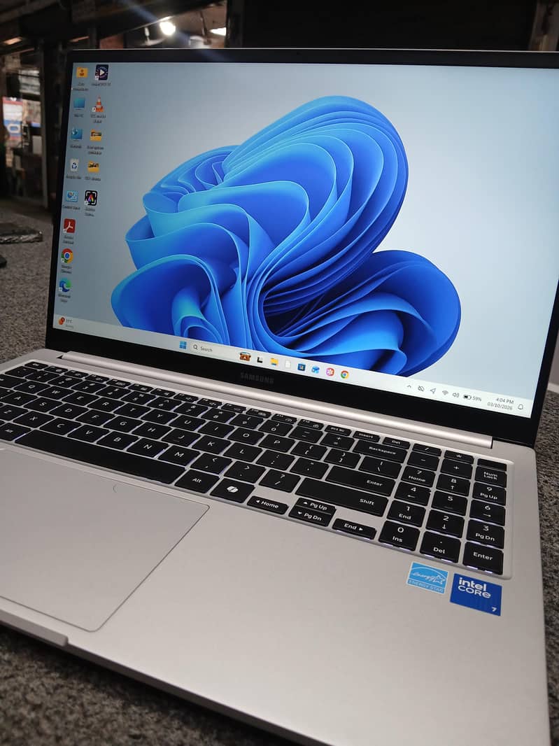 INTEL CORE 7 2