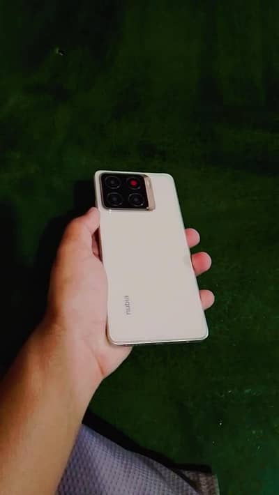 nubia mobile With box