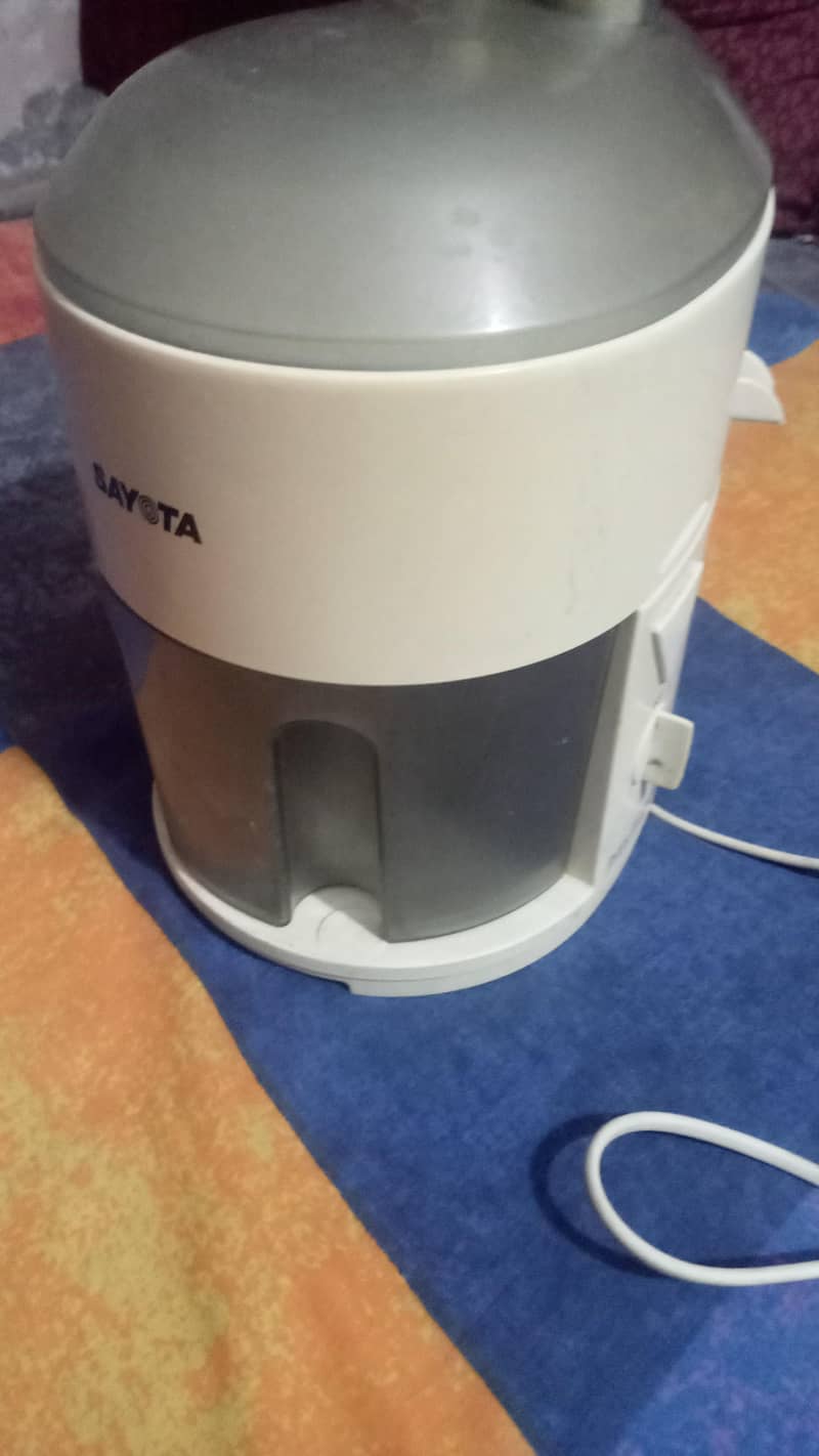 Juicer Machine 3