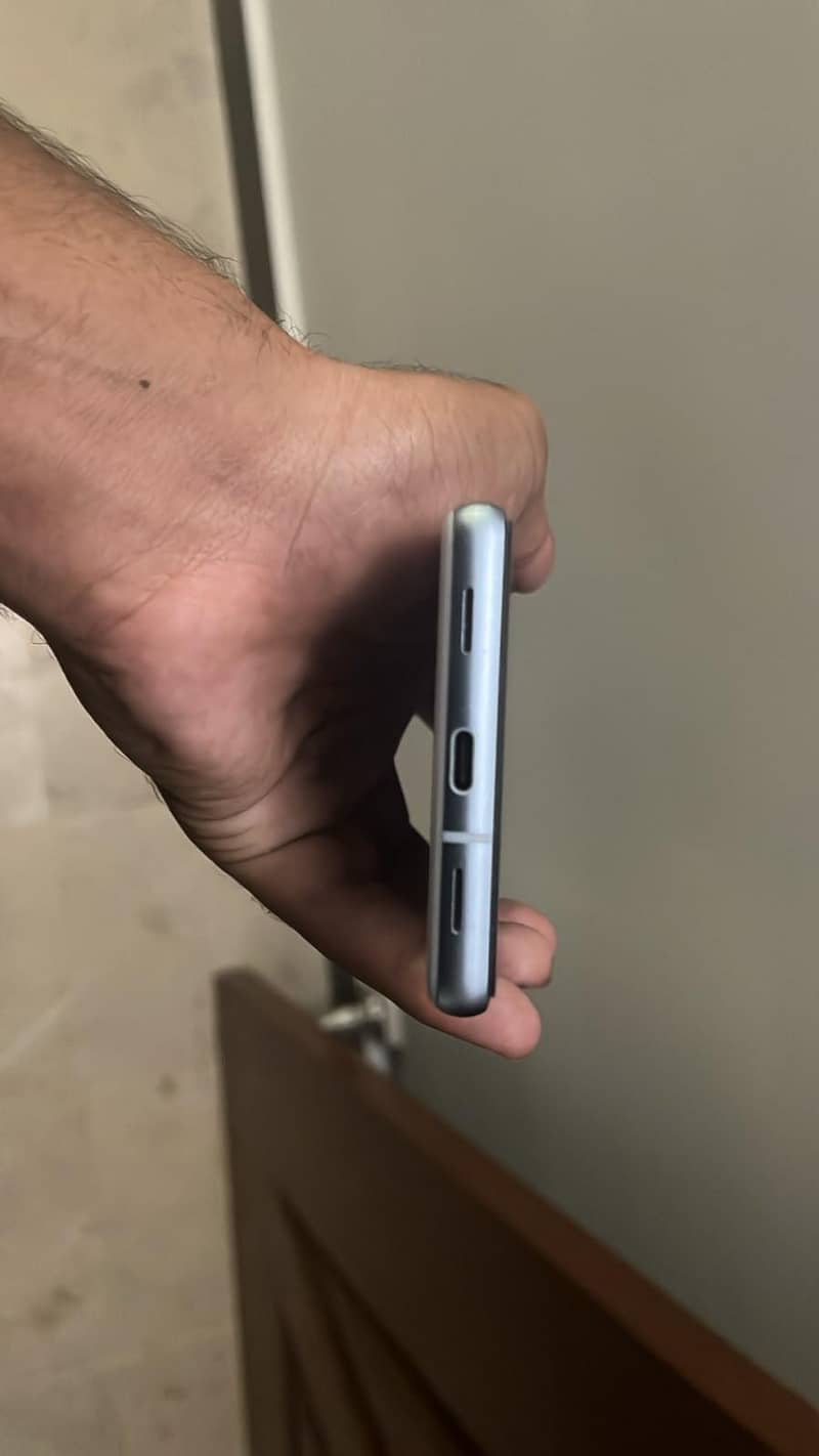 Google Pixel 7a 1