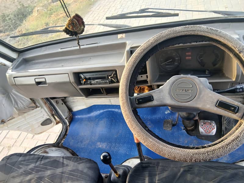 Bolan suzuki 12