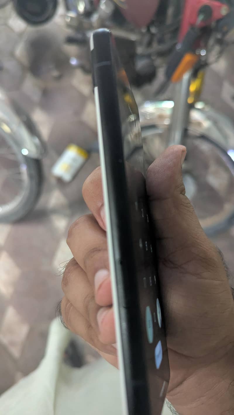 Google Pixel 6a 4