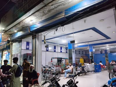 10 Marla Commerial Building | 10 Marla ground floor and 5 Marla first Floor infront 150 ft Road | Near Bank and Petrol Pump Avaliable for rent