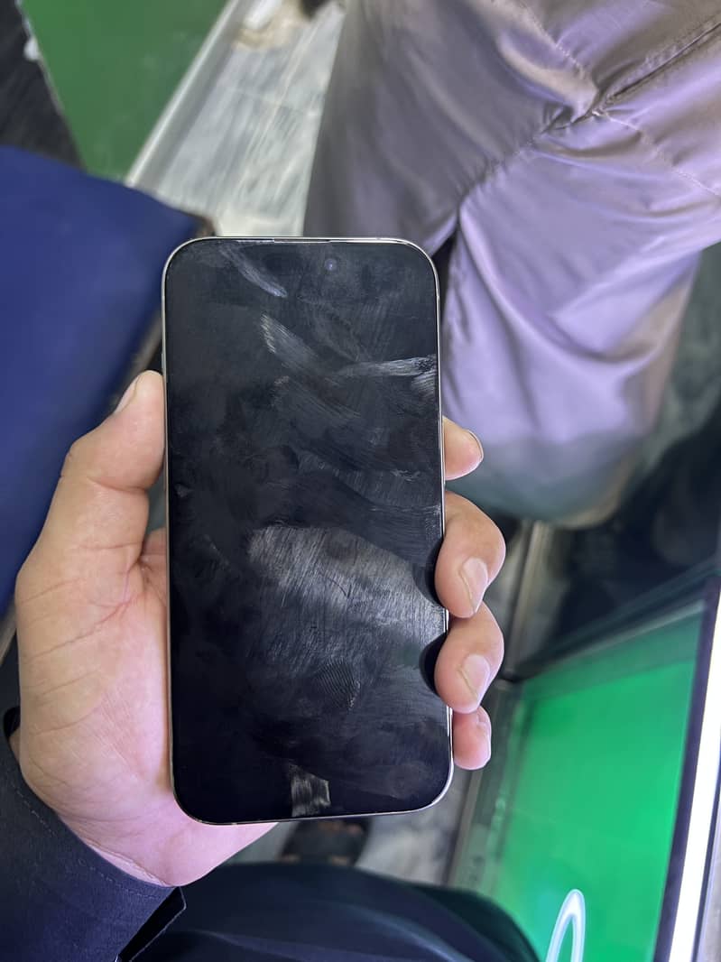 Apple iPhone 15 Pro 1