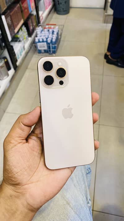Apple iPhone 16 Pro Max