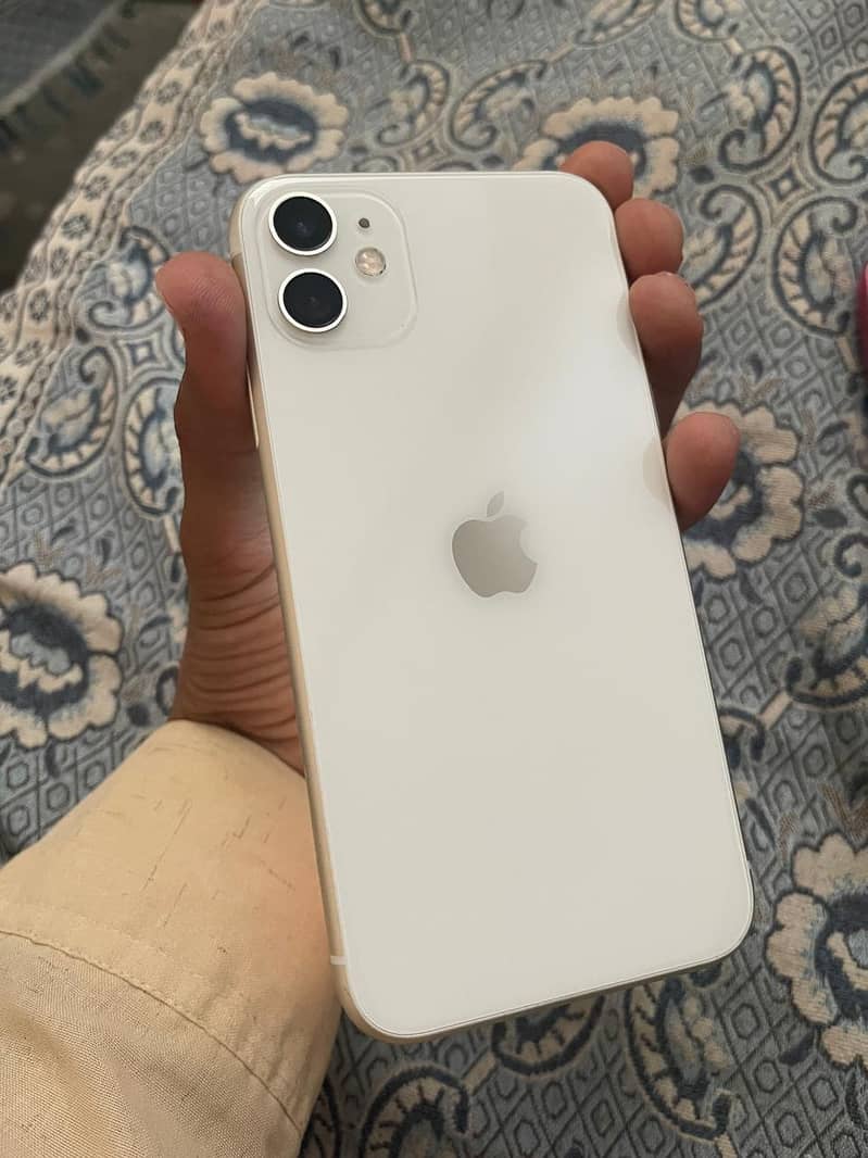 Apple iPhone 11 0
