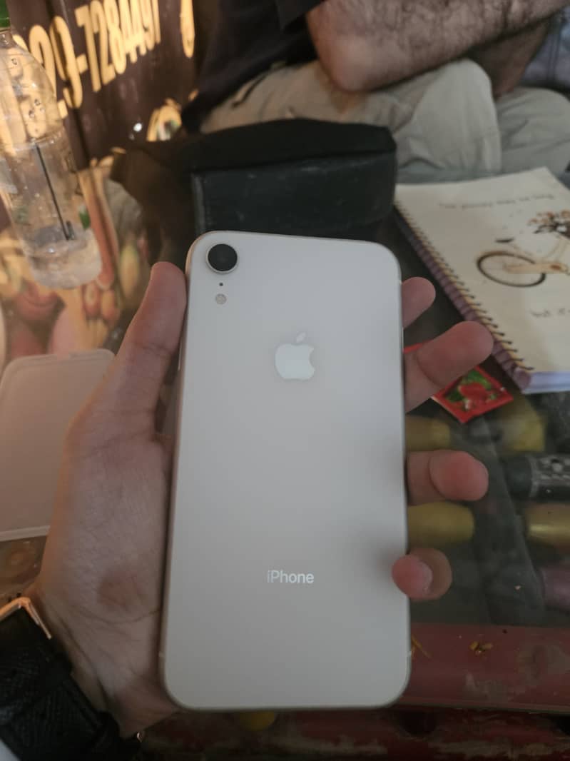 Iphone XR 4