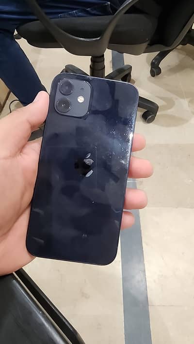 Apple iPhone 12