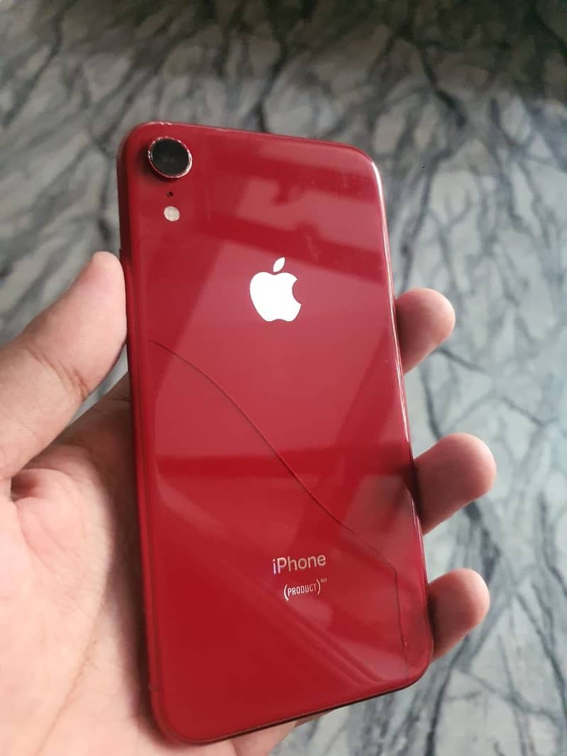 Apple iPhone XR 7