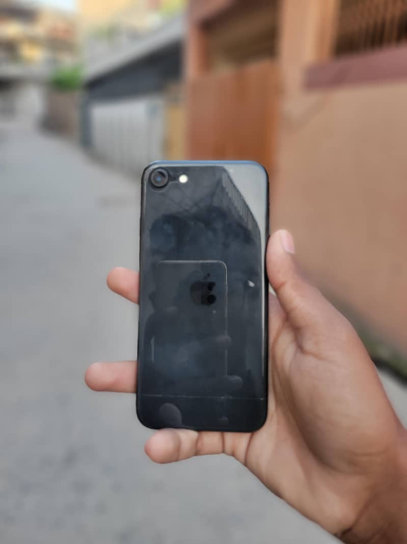 Apple iPhone SE 1