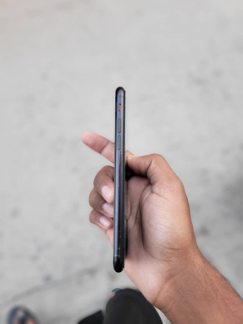 Apple iPhone SE 3