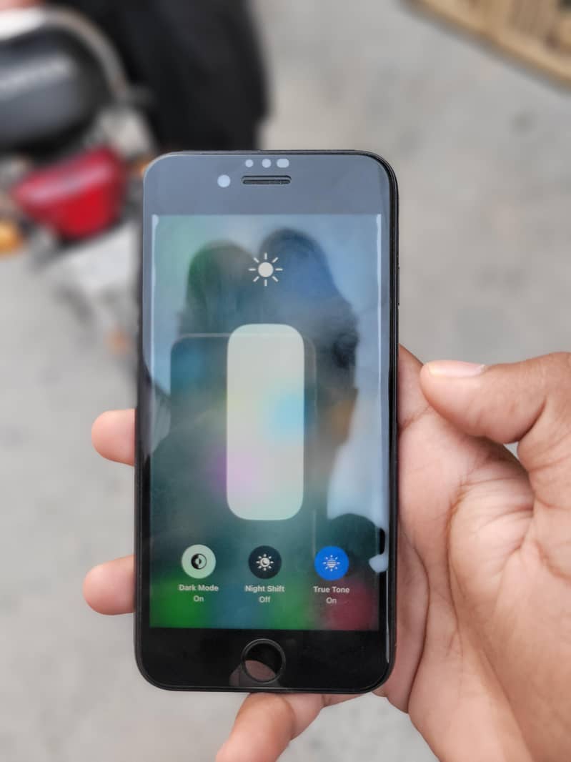 Apple iPhone SE 7