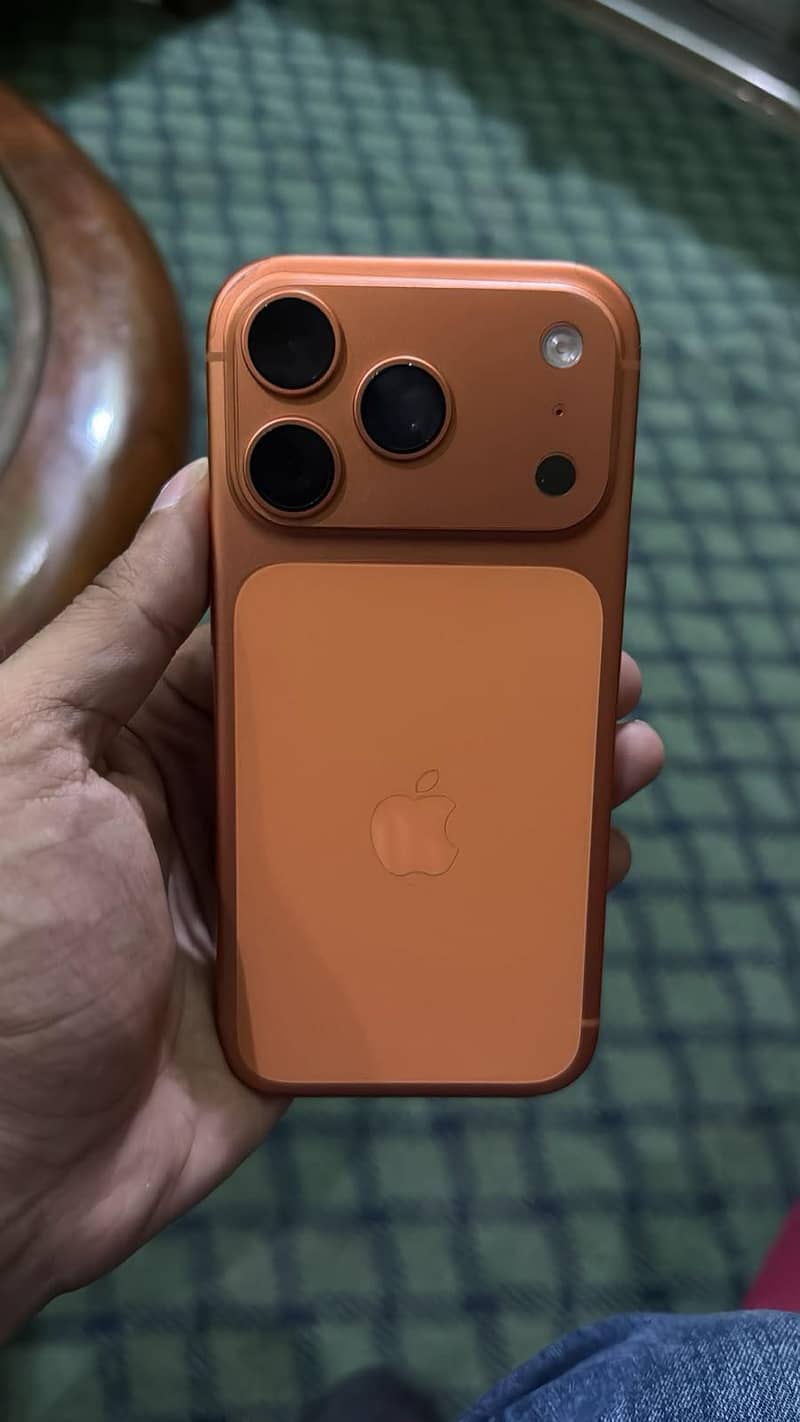 Apple iPhone 17 Pro 1