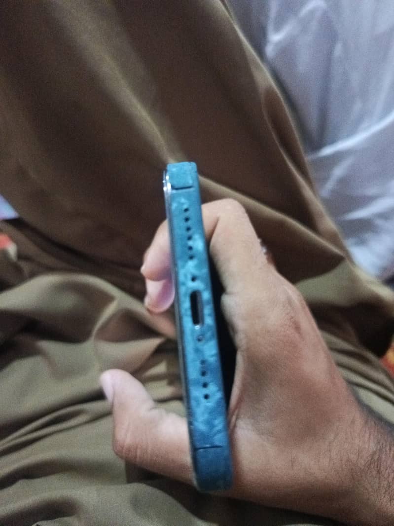 Apple iPhone 12 Pro Max 2