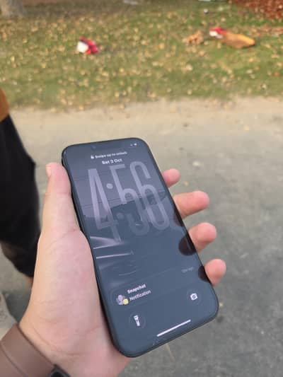 Apple iPhone 16e