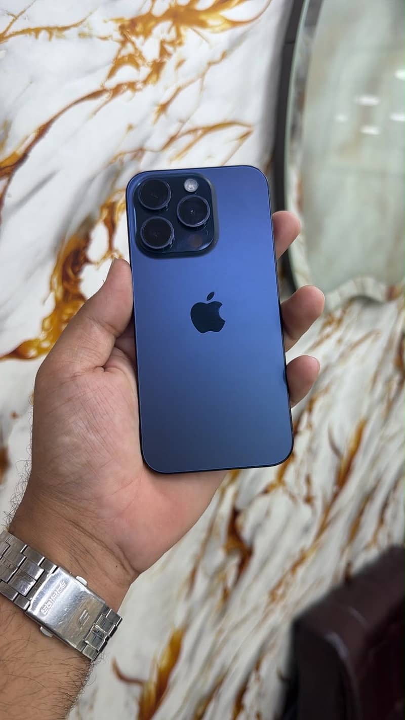 Apple iPhone 15 Pro 1