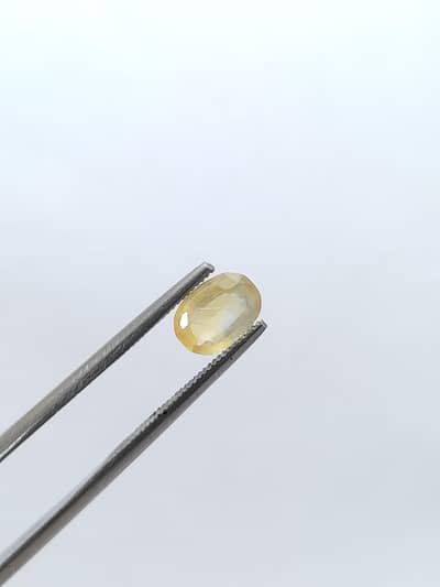 Natural Sri Lankan Yellow Sapphire / Ceylon Pukhraj Stone (5.95 Carat)