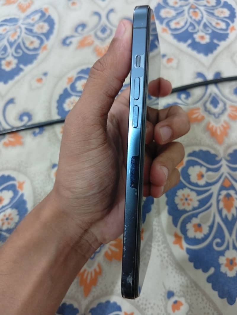Apple iPhone 12 Pro Max 2