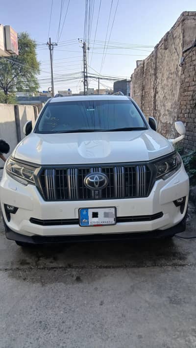 Toyota Land Cruiser Prado TXL 7-seater