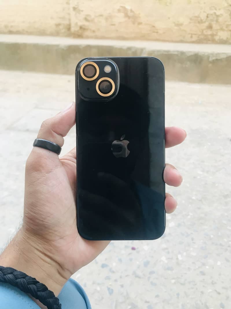 Apple iPhone 13 0