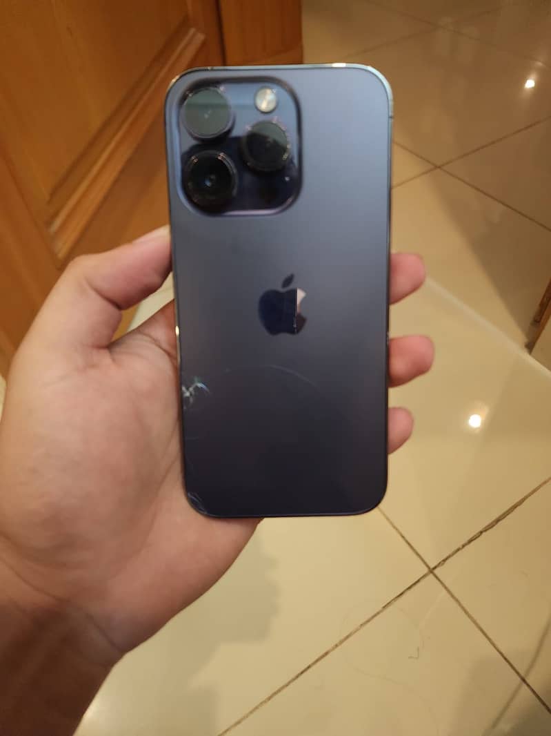 Apple iPhone 14 Pro 2