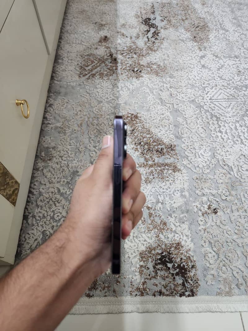 Apple iPhone 14 Pro 3
