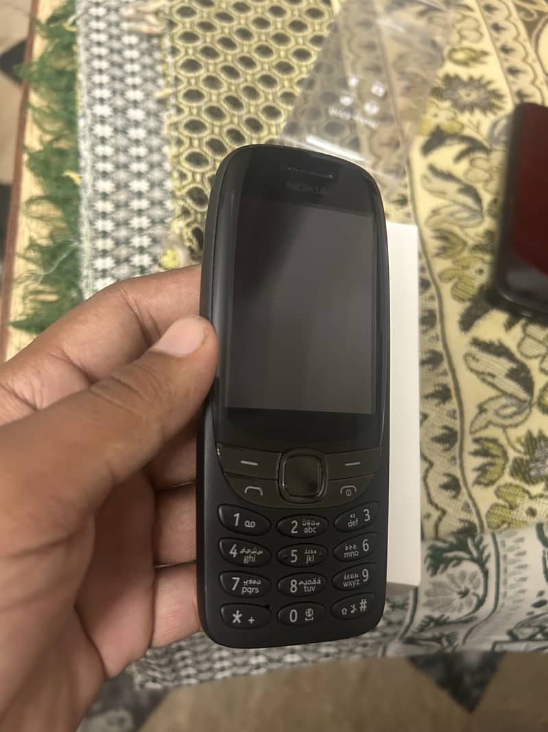 Nokia 6310 1