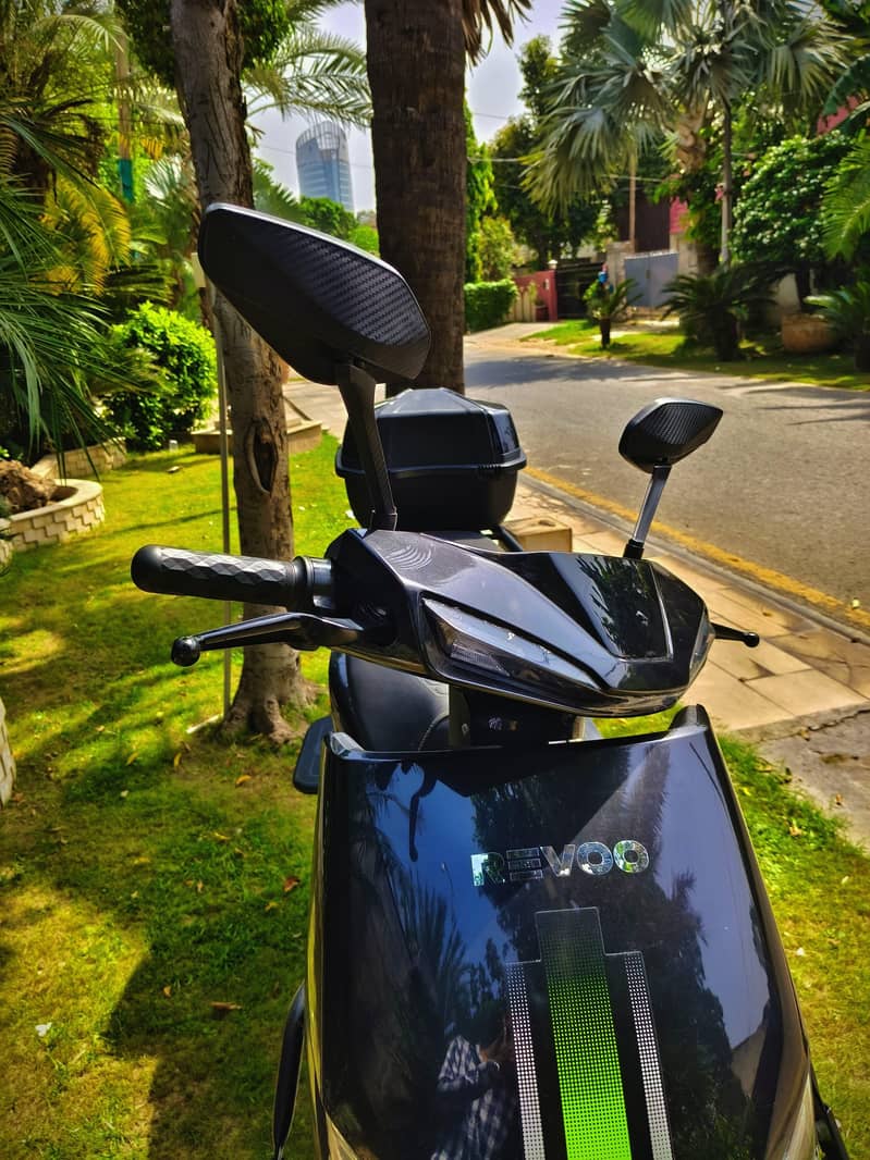 revoo c32 pro 11