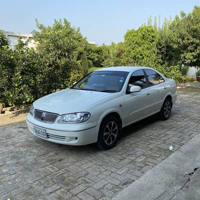Nissan Sunny 2005