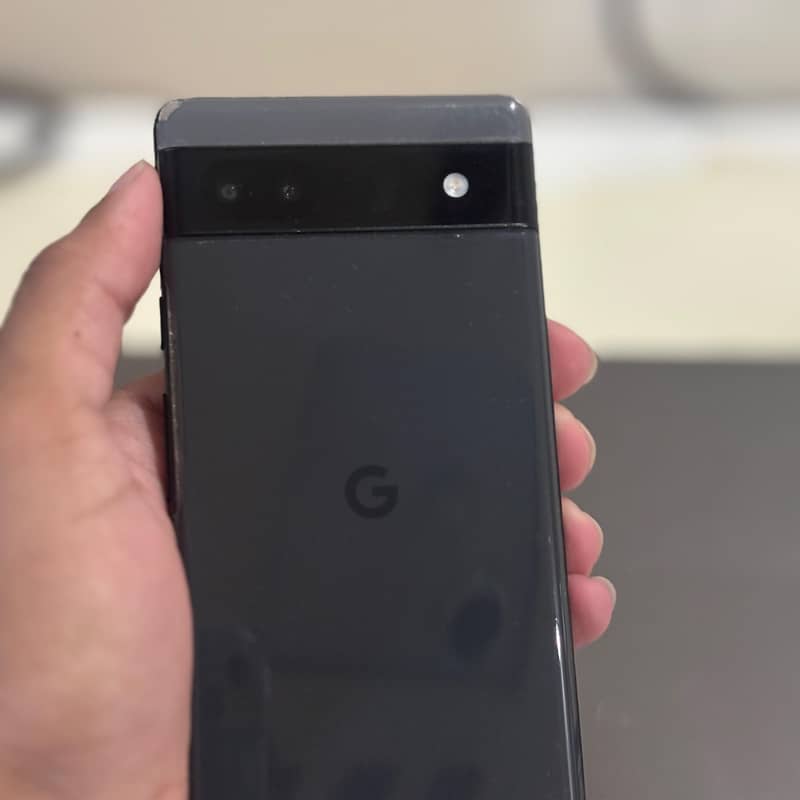 Google Pixel 6a 5
