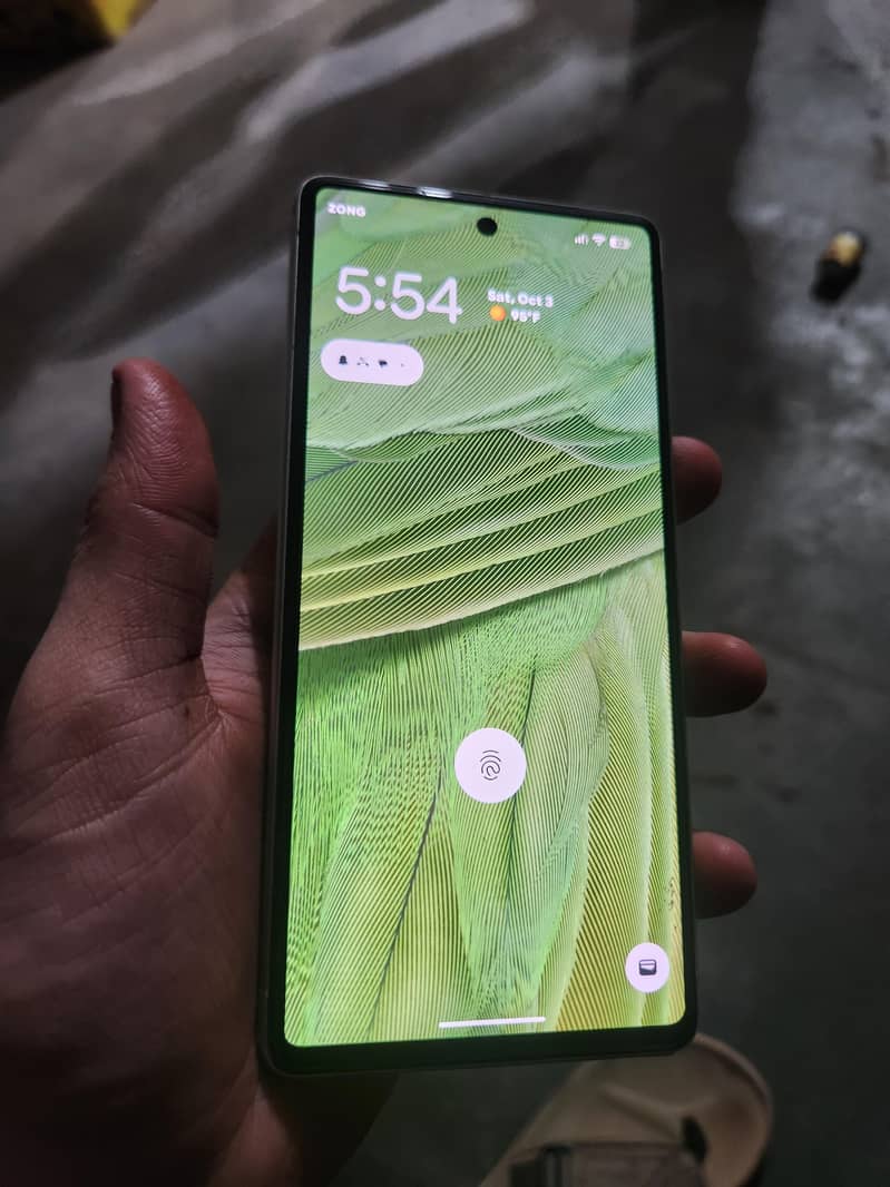Google Pixel 7 4