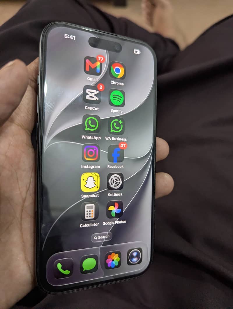 Apple iPhone 15 3
