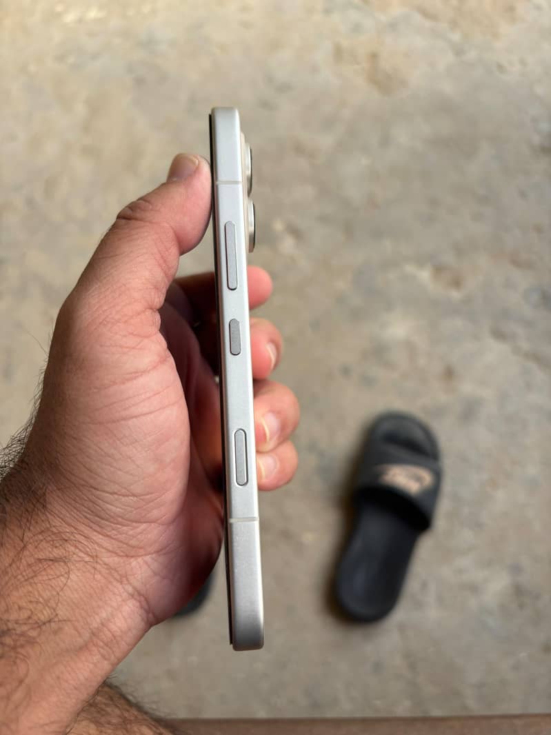 Honor 600 4