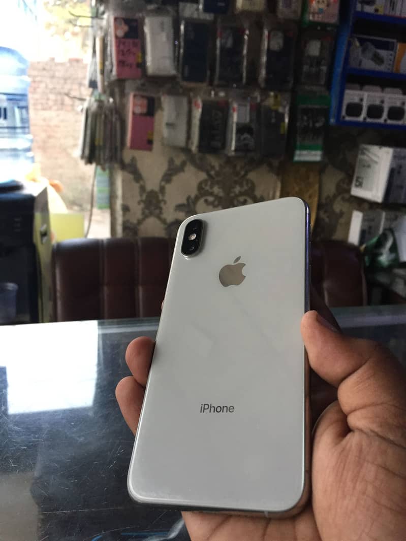 Apple iPhone XS 0
