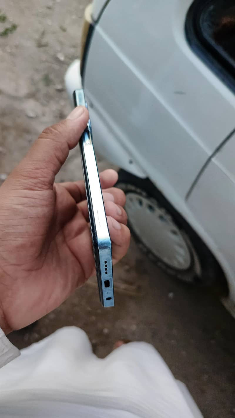 Infinix Note 30 4