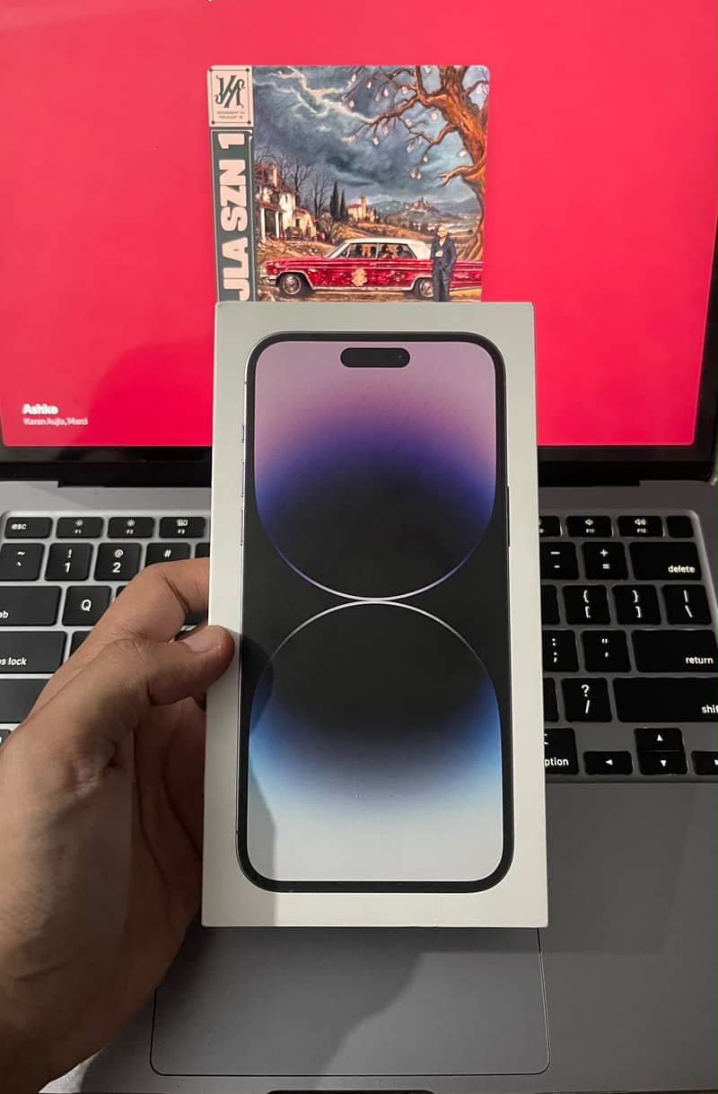 Apple iPhone 14 Pro Max 1