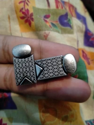 cufflinks