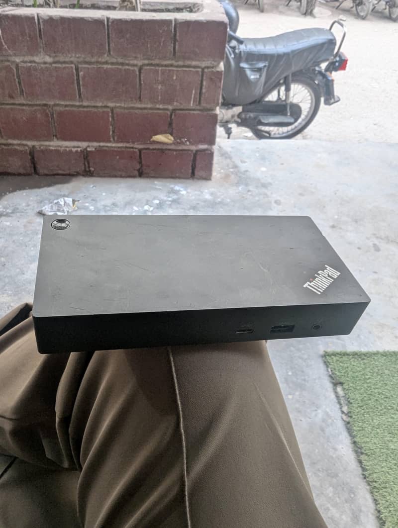 thinkpad universal usb-c dock 5