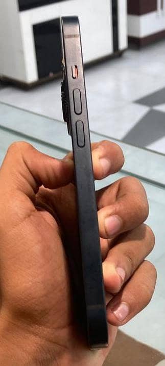 Apple iPhone 14