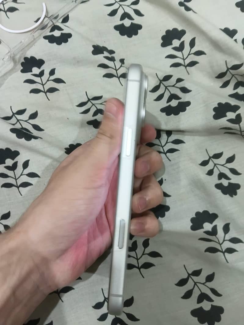Apple iPhone 17 Pro Max 0